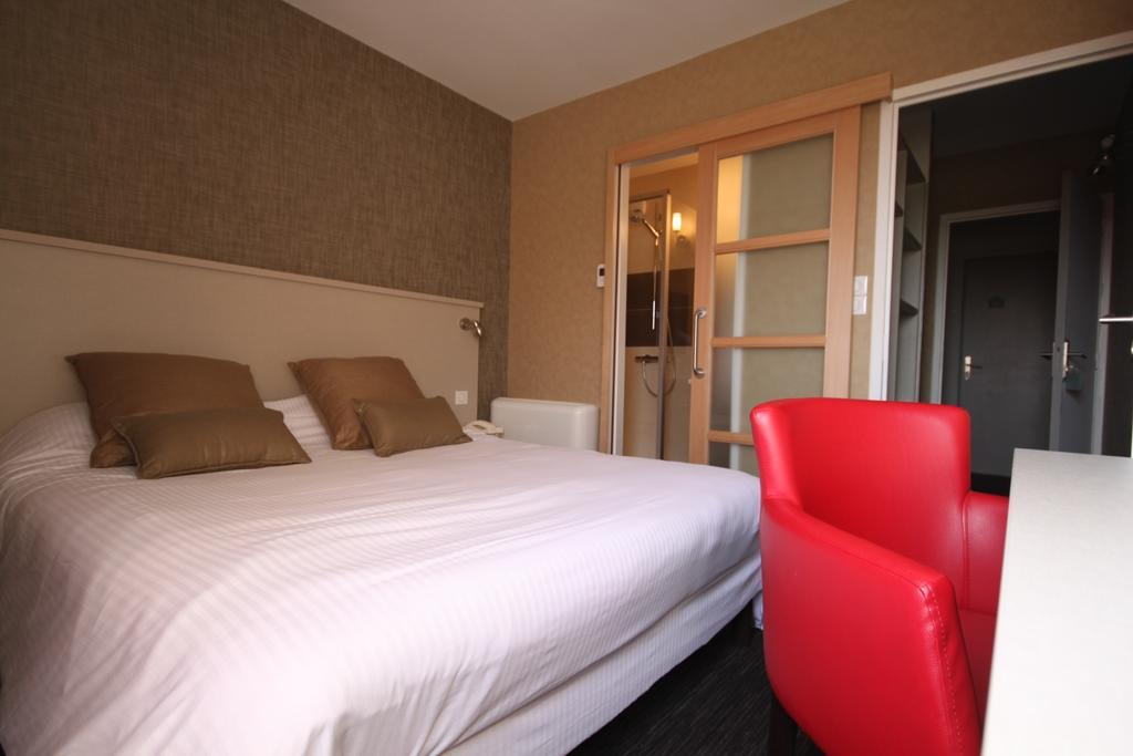 Hotel D'Arcins Latresne Esterno foto